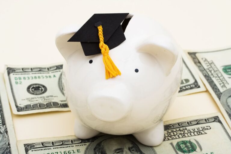 Scholarships and Financial Aid: 5 Astounding Ways to Obtain Them