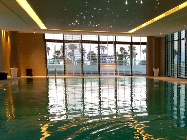 An Hour of Bliss at eforea Spa: How I Almost Fell Asleep on a Water Bed